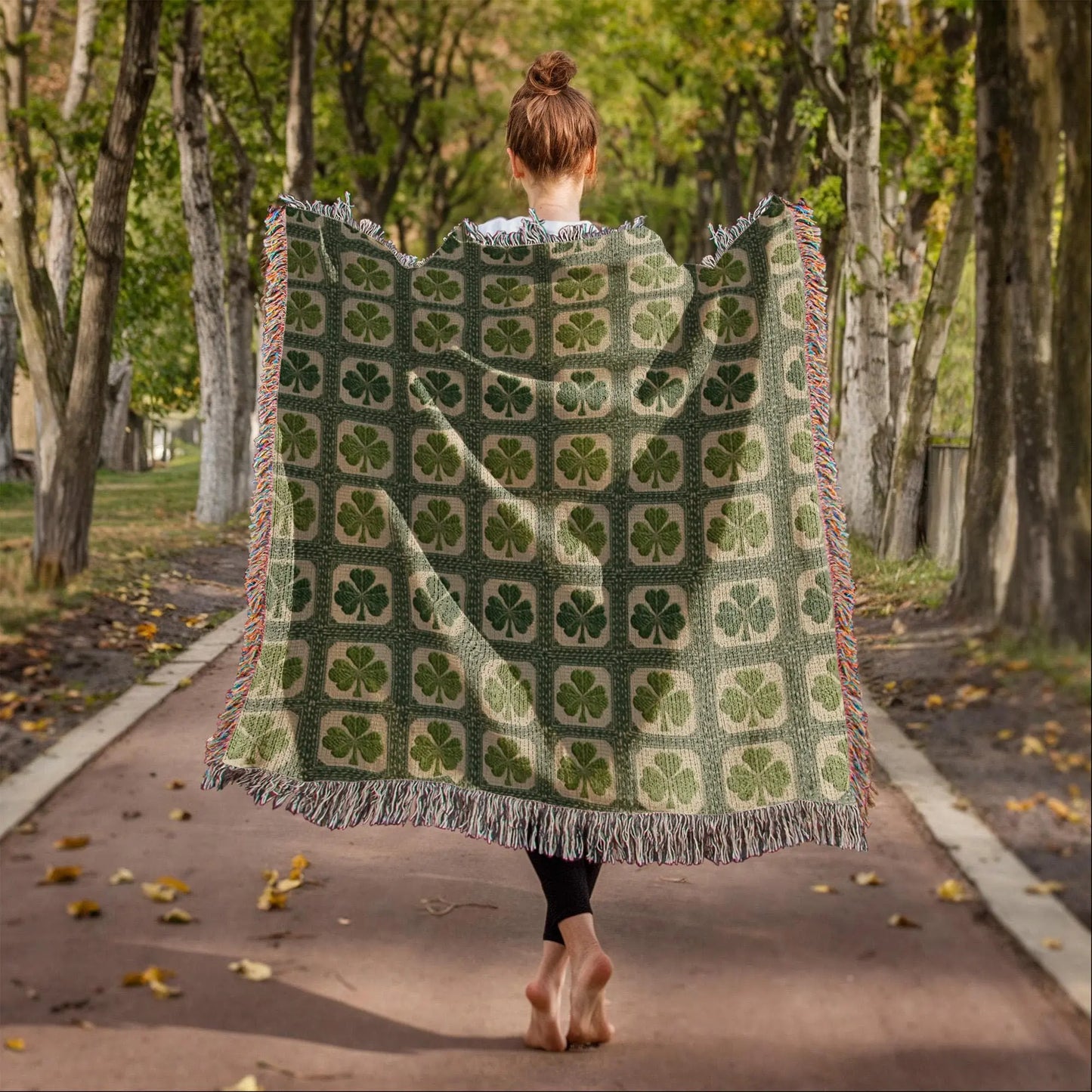 Irish Shamrock Woven Blanket Keepsake Gift – 100% Cotton Celtic Home Decor